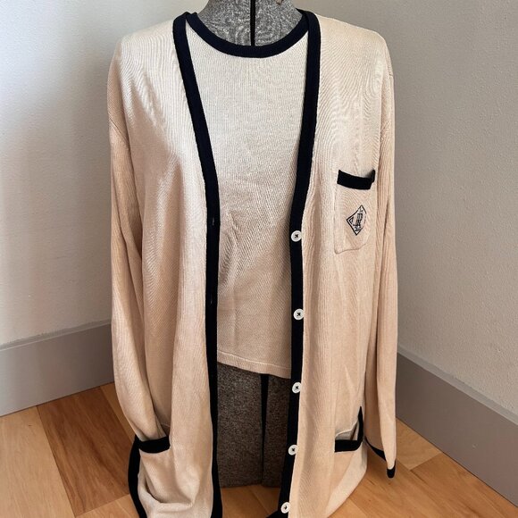 Ralph Lauren, Size Large 100% silk - Picture 1 of 4